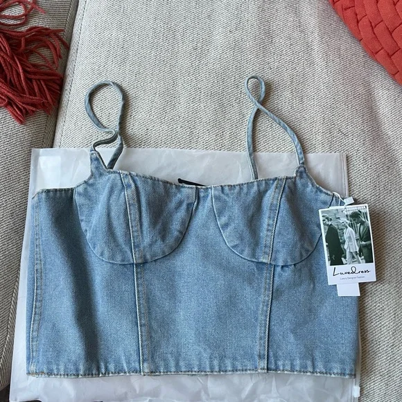 SPAGHETTI STRAP SMOCKED BACK CROPPED BUSTIER DEMIN TANK TOP - Picture 5 of 6